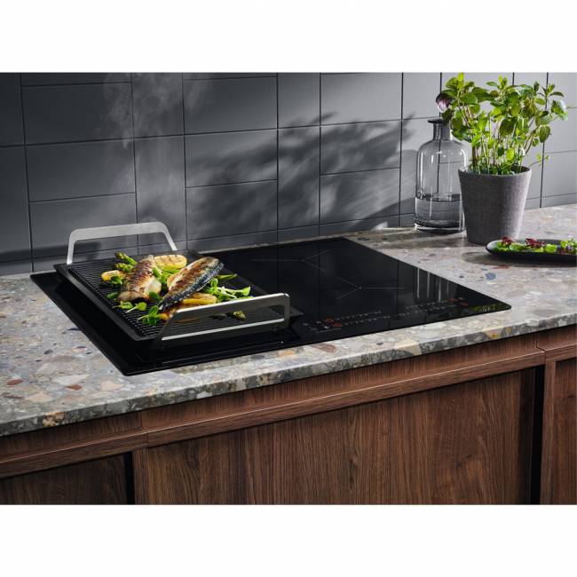 Встраиваемые индукционные панели ELECTROLUX ELECTROLUX CIV634 — для бизнеса и офиса Встраиваемые индукционные панели ELECTROLUX ELECTROLUX CIV634 — для бизнеса и офиса