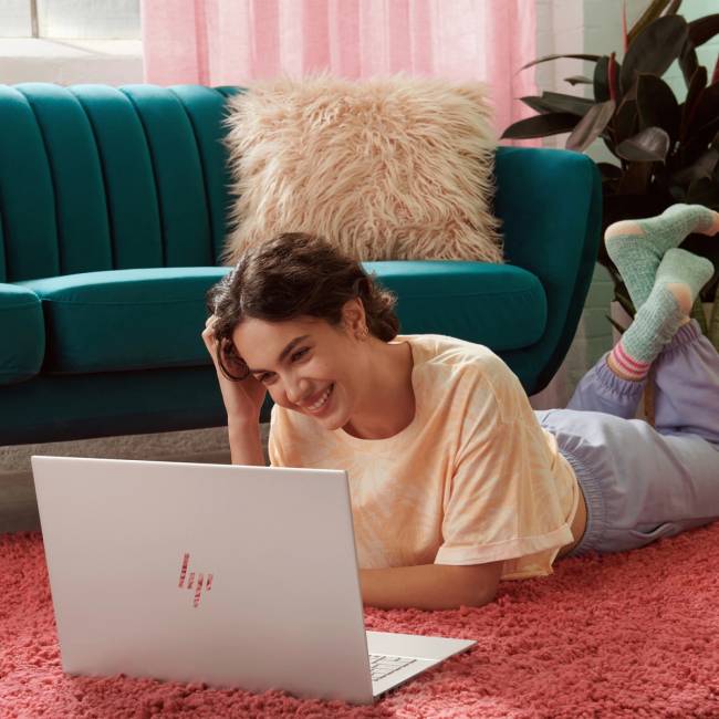 Ноутбук HP Envy 17-ch1141nw (68T34EA) — для бизнеса и офиса