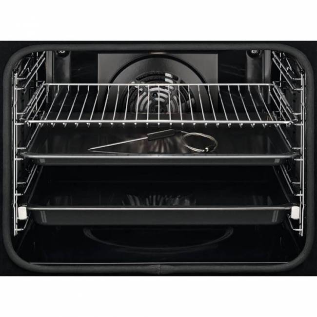 Встраиваемый духовой шкаф Electrolux EOE8P39WV — для бизнеса и офиса Встраиваемый духовой шкаф Electrolux EOE8P39WV — для бизнеса и офиса