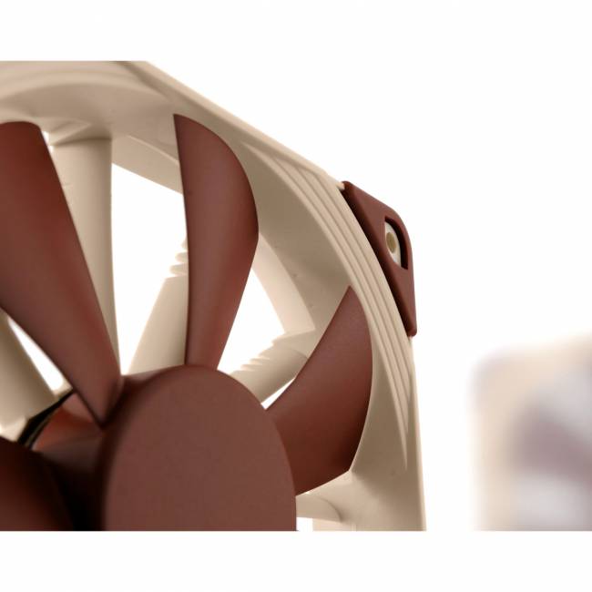 Кулер для корпуса Noctua NF-F12 5V PWM — для бизнеса и офиса Кулер для корпуса Noctua NF-F12 5V PWM — для бизнеса и офиса