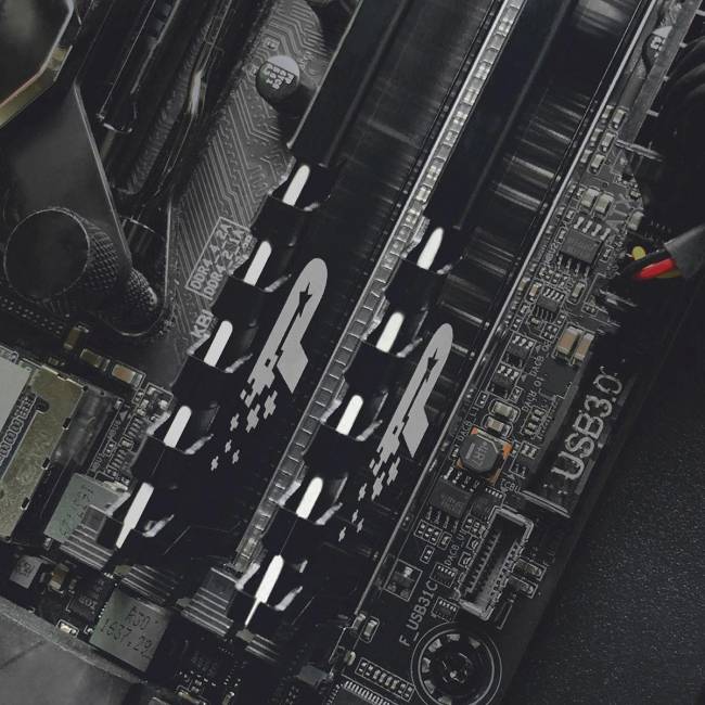 Память DDR4 16GB 2666MHz Patriot PSP416G2666H1 — для бизнеса и офиса Память DDR4 16GB 2666MHz Patriot PSP416G2666H1 — для бизнеса и офиса