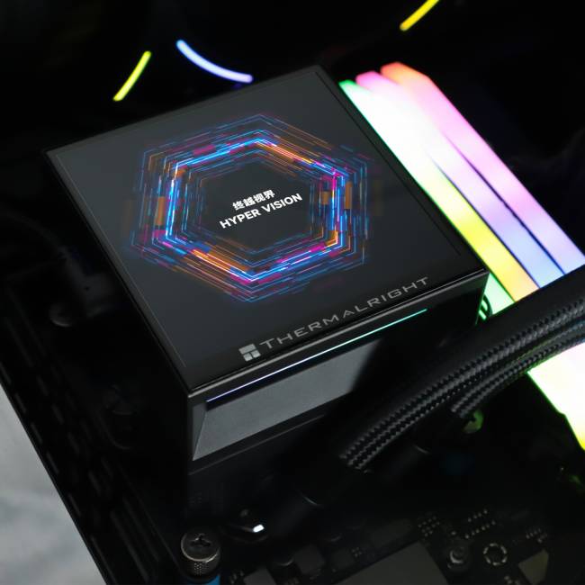 Водяное охлаждение для процессора Thermalright Hyper Vision 360 Black — для бизнеса и офиса Водяное охлаждение для процессора Thermalright Hyper Vision 360 Black — для бизнеса и офиса