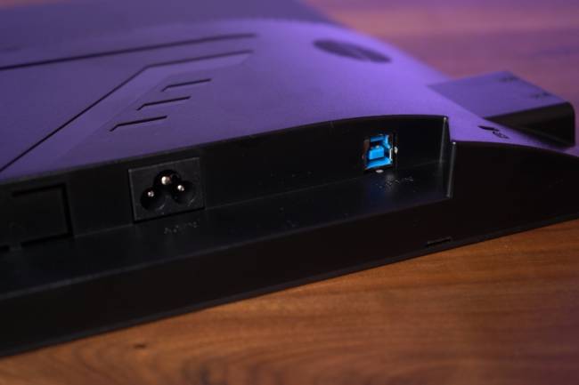 Монитор БЕШТАУ M2701/2K /TFT — для бизнеса и офиса Монитор БЕШТАУ M2701/2K /TFT — для бизнеса и офиса