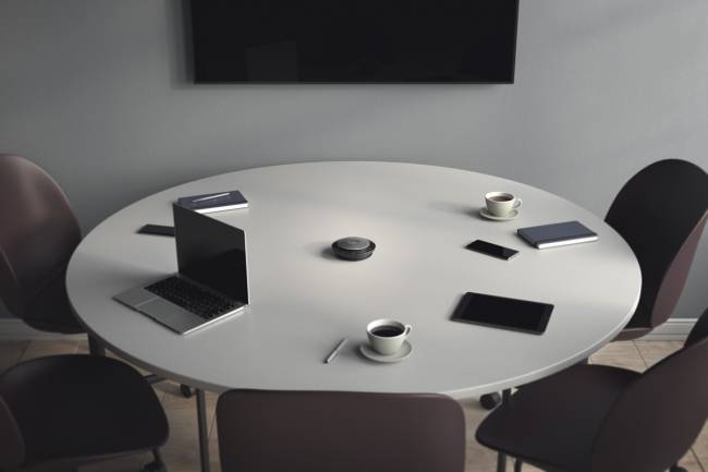 Спикерфон Jabra Speak 750 MS — для бизнеса и офиса Спикерфон Jabra Speak 750 MS — для бизнеса и офиса