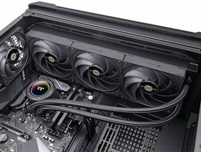 Система водяного охлаждения Thermaltake CL-W400-PL12BL-A — для бизнеса и офиса Система водяного охлаждения Thermaltake CL-W400-PL12BL-A — для бизнеса и офиса