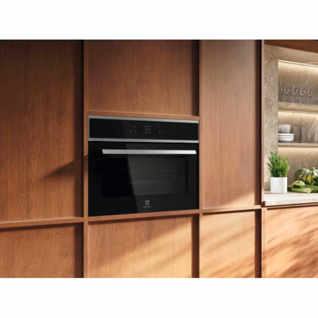 Встраиваемая микроволная печь Electrolux Electrolux EVM8E09X — для бизнеса и офиса Встраиваемая микроволная печь Electrolux Electrolux EVM8E09X — для бизнеса и офиса