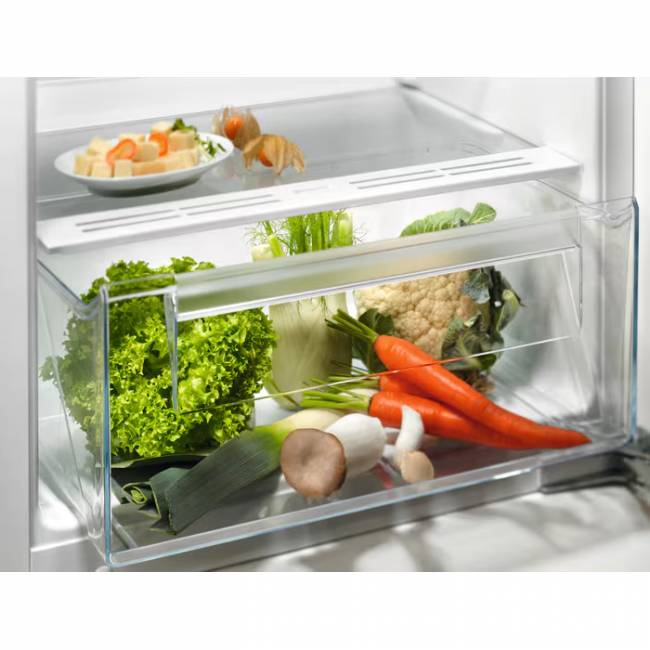 Встраиваемый холодильник ELECTROLUX Electrolux LRB3AE12S — для бизнеса и офиса Встраиваемый холодильник ELECTROLUX Electrolux LRB3AE12S — для бизнеса и офиса