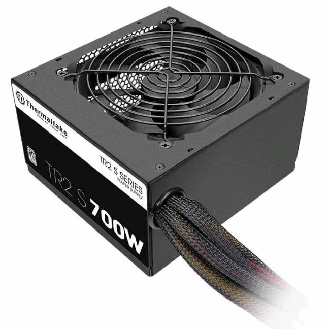 Блок питания Thermaltake PS-TRS-0700NPCWEU-2 — для бизнеса и офиса Блок питания Thermaltake PS-TRS-0700NPCWEU-2 — для бизнеса и офиса