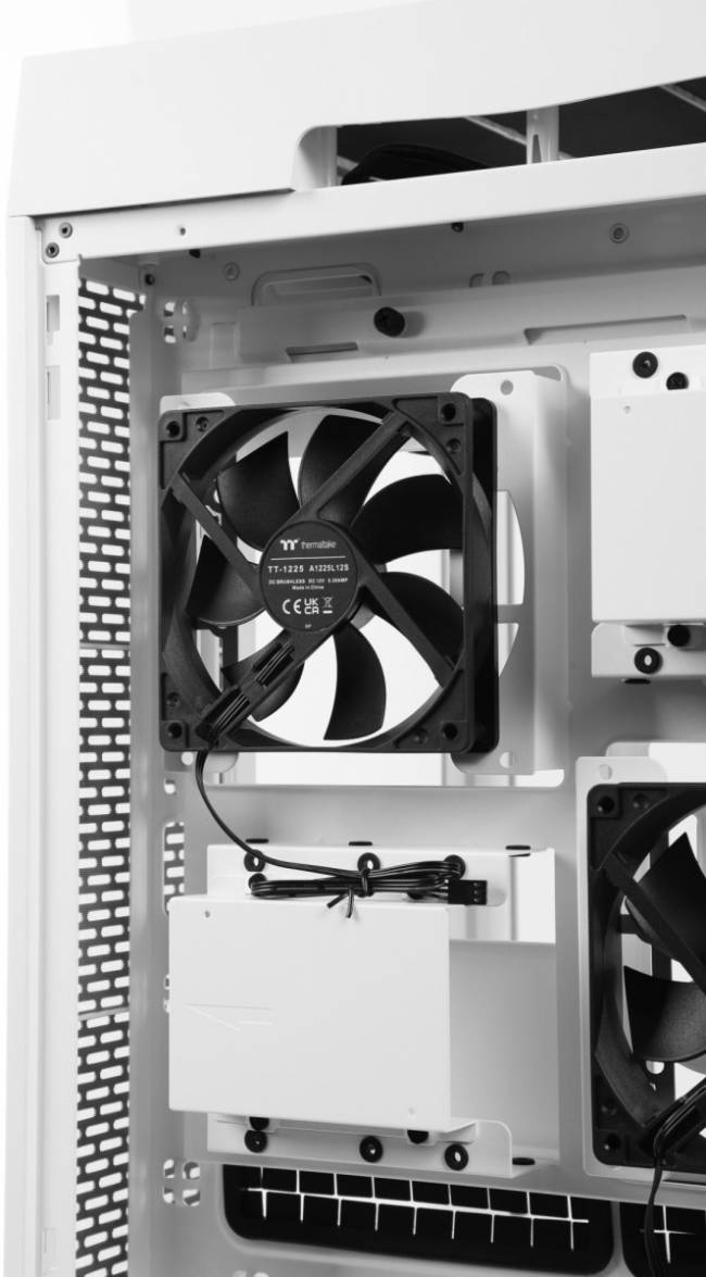 Корпус Thermaltake CA-1X1-00M6WN-00 — для бизнеса и офиса Корпус Thermaltake CA-1X1-00M6WN-00 — для бизнеса и офиса