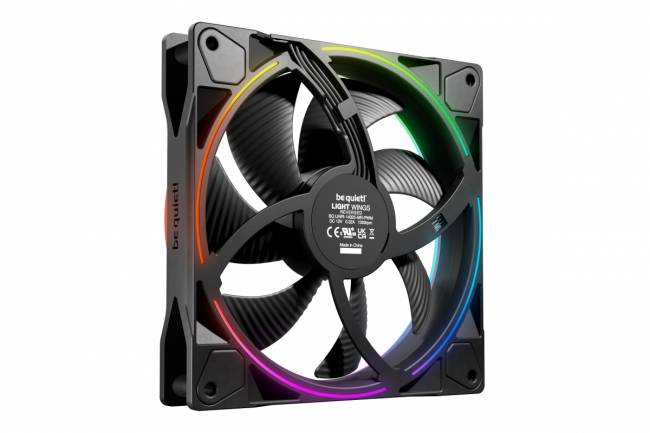 Кулер для корпуса be quiet! LIGHT WINGS 140mm PWM Reverse — для бизнеса и офиса Кулер для корпуса be quiet! LIGHT WINGS 140mm PWM Reverse — для бизнеса и офиса