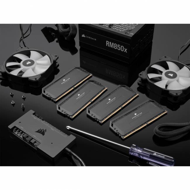 Память оперативная Corsair Dominator Platinum RGB CMT32GX5M2B5200C40 — для бизнеса и офиса Память оперативная Corsair Dominator Platinum RGB CMT32GX5M2B5200C40 — для бизнеса и офиса