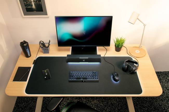 Колонки Razer Leviathan V2 X Razer Leviathan V2 X (RZ05-04280100-R3M1) — для бизнеса и офиса Колонки Razer Leviathan V2 X Razer Leviathan V2 X (RZ05-04280100-R3M1) — для бизнеса и офиса