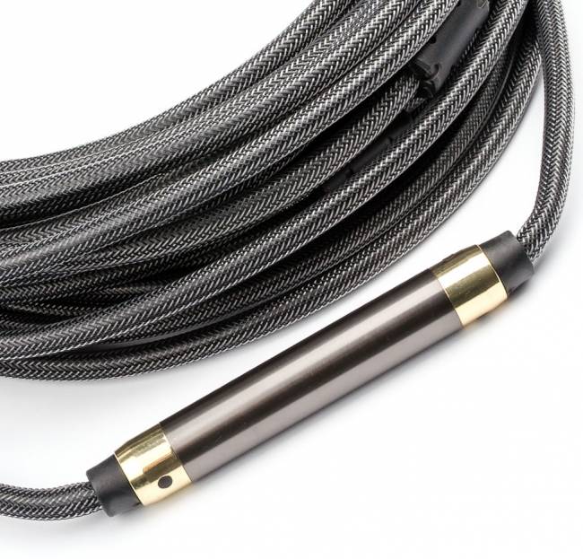 Кабель HDMI 15 м (HIGH speed, Metal gold, в чулке, в пакете) ATcom HDMI (m) - HDMI (m) 15 м — для бизнеса и офиса