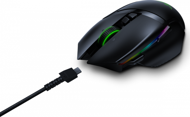 Игровая мышь Razer Basilisk Ultimate & Mouse Dock RAZER BASILISK ULTIMATE 12990 — для бизнеса и офиса