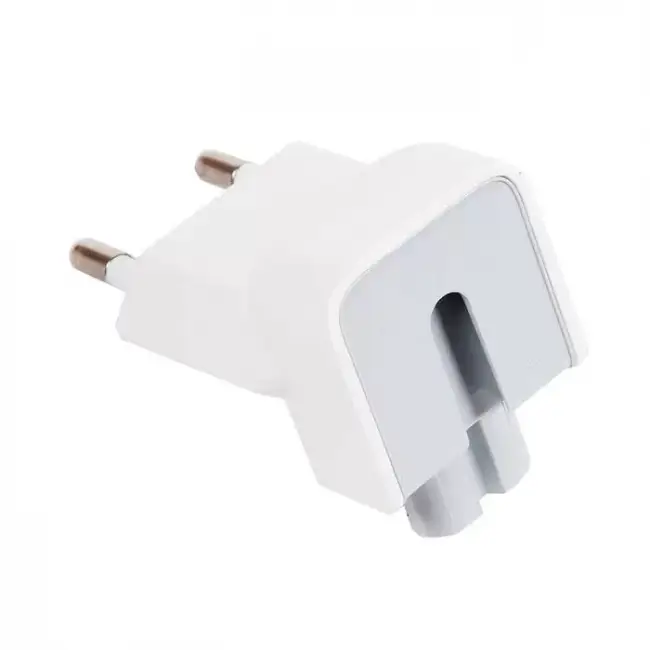 Переходник Apple EuroPlug — для бизнеса и офиса Переходник Apple EuroPlug — для бизнеса и офиса