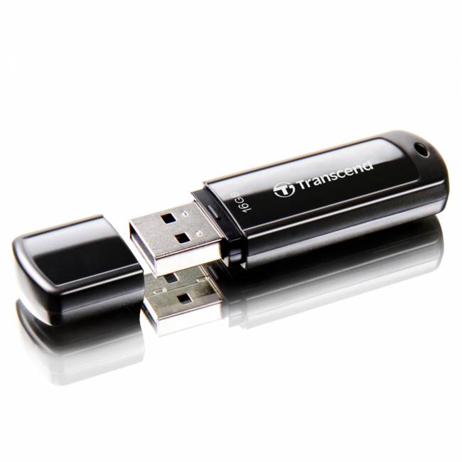 Флеш-накопитель Transcend JetFlash 700 — для бизнеса и офиса Флеш-накопитель Transcend JetFlash 700 — для бизнеса и офиса
